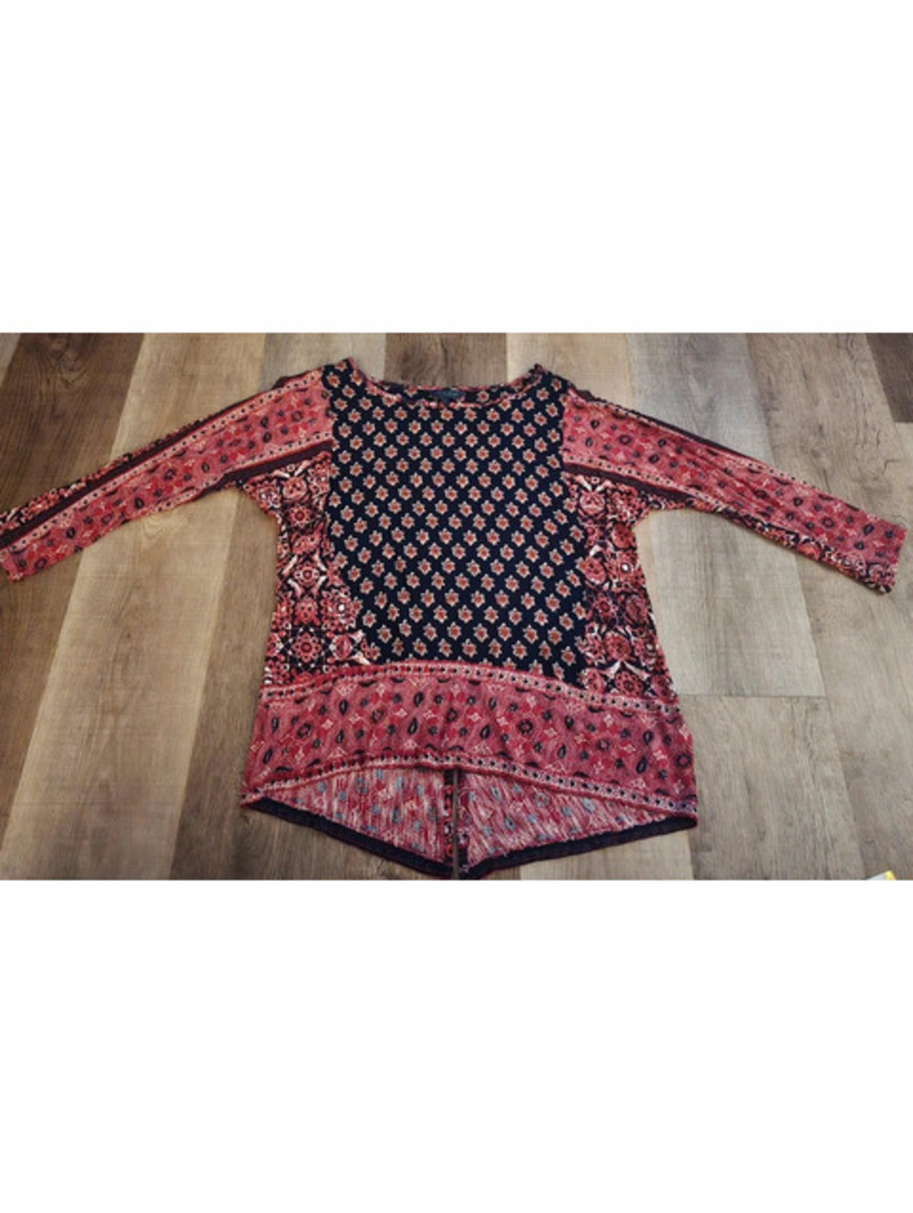 Lucky Brand Y2K Style/Boho Geo Floral Printed Split Back Top
